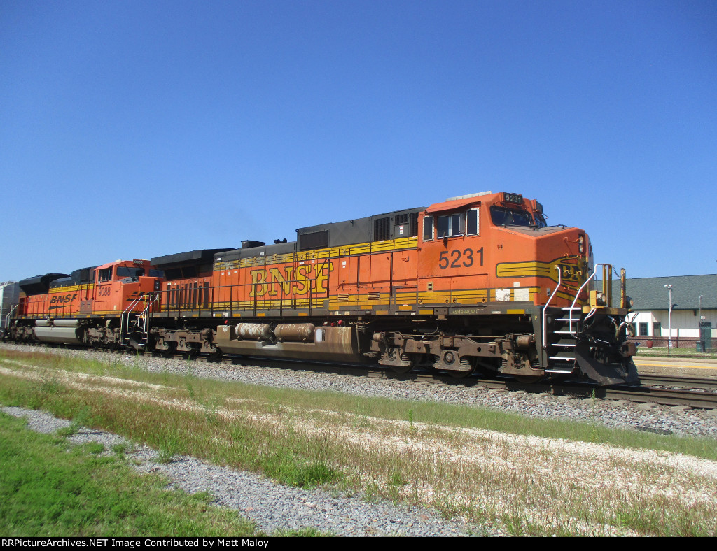 BNSF 5231